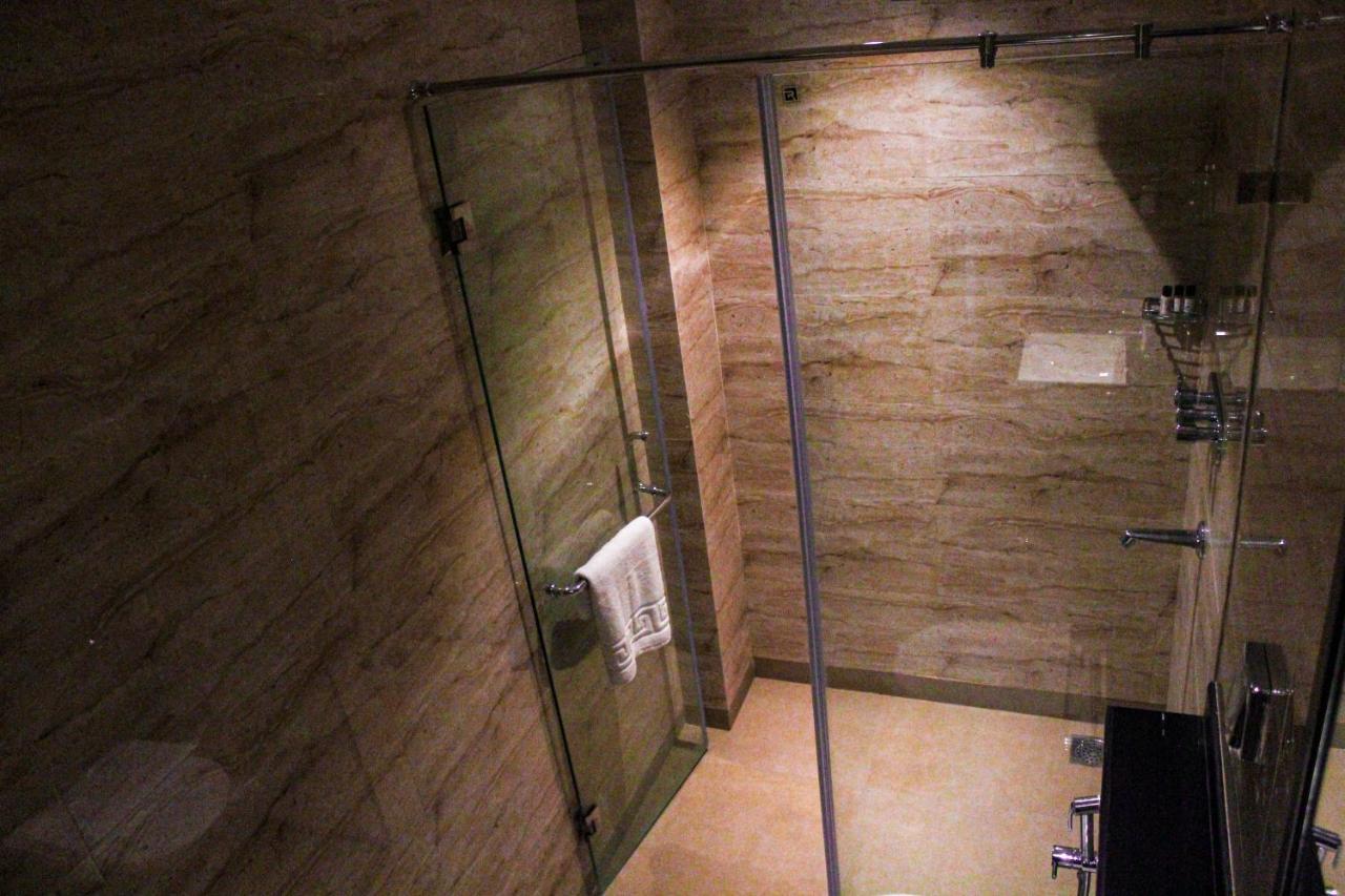 I-Towne' - A Unit Of Hotel Shivam International デーオーガル エクステリア 写真